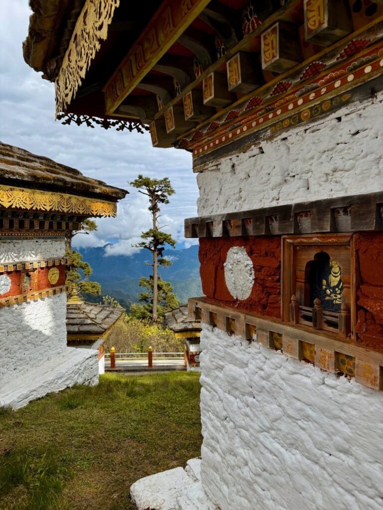 Meditation caves at Dochu-La mountain pass